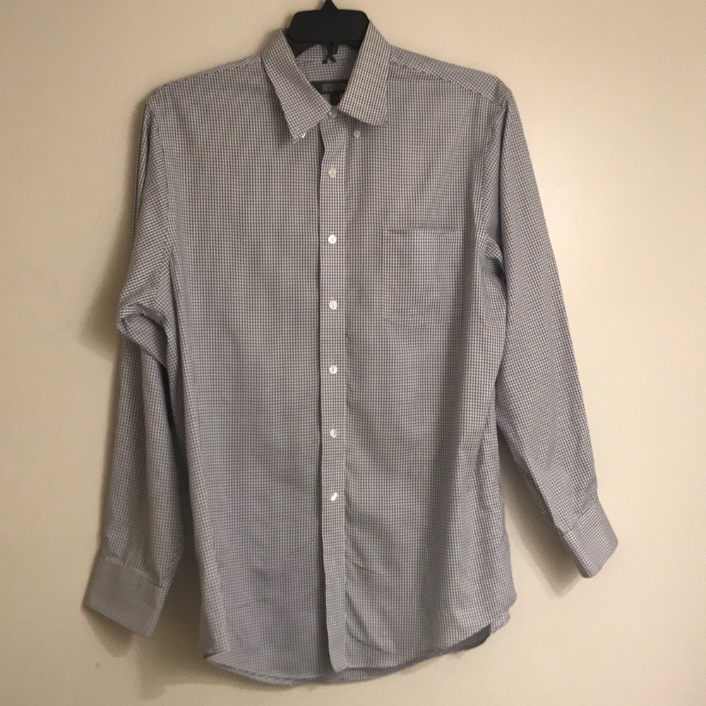White and blue Kenneth Cole reaction button down long sleeve shirt